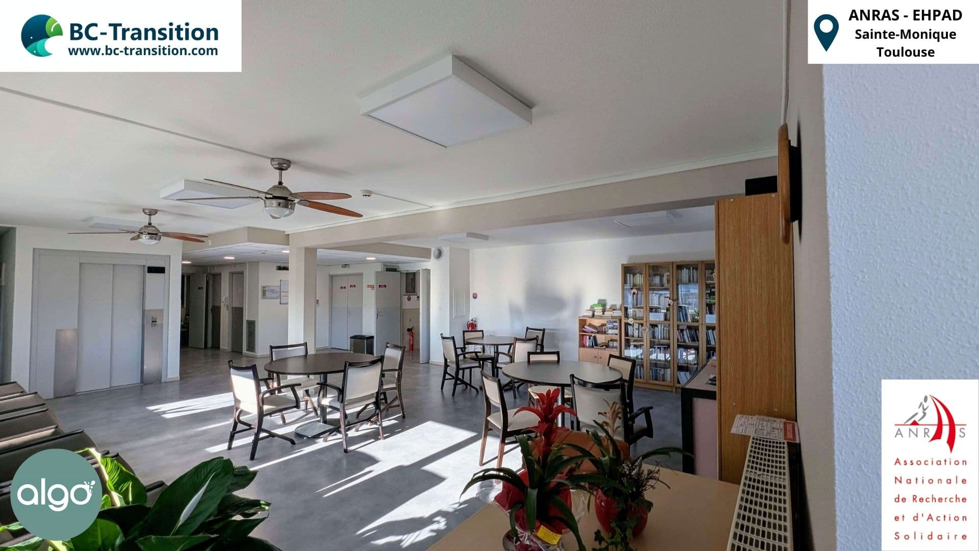 Salle commune de l’EHPAD Sainte-Monique rénovée avec la peinture Algo, projet réalisé par BC-Transition.